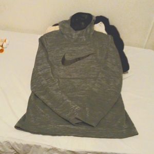 NIKE DryFit Lightweight Hoodie